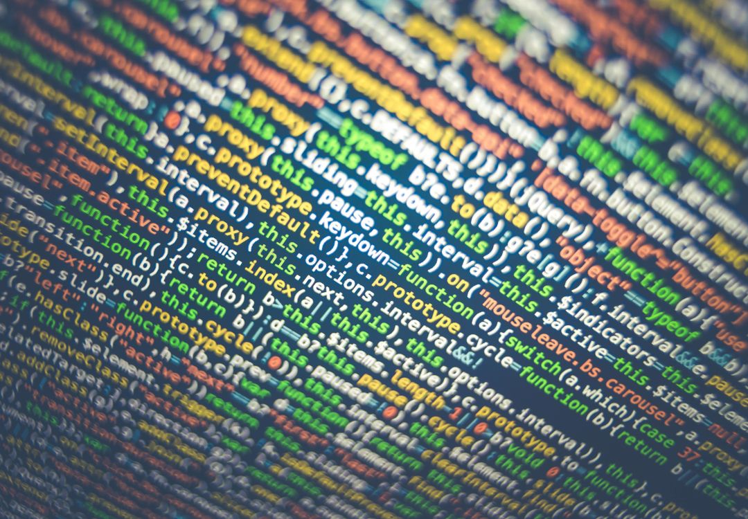 Foto di Markus Spiske: https://www.pexels.com/it-it/foto/tessuto-stampato-verde-e-giallo-330771/